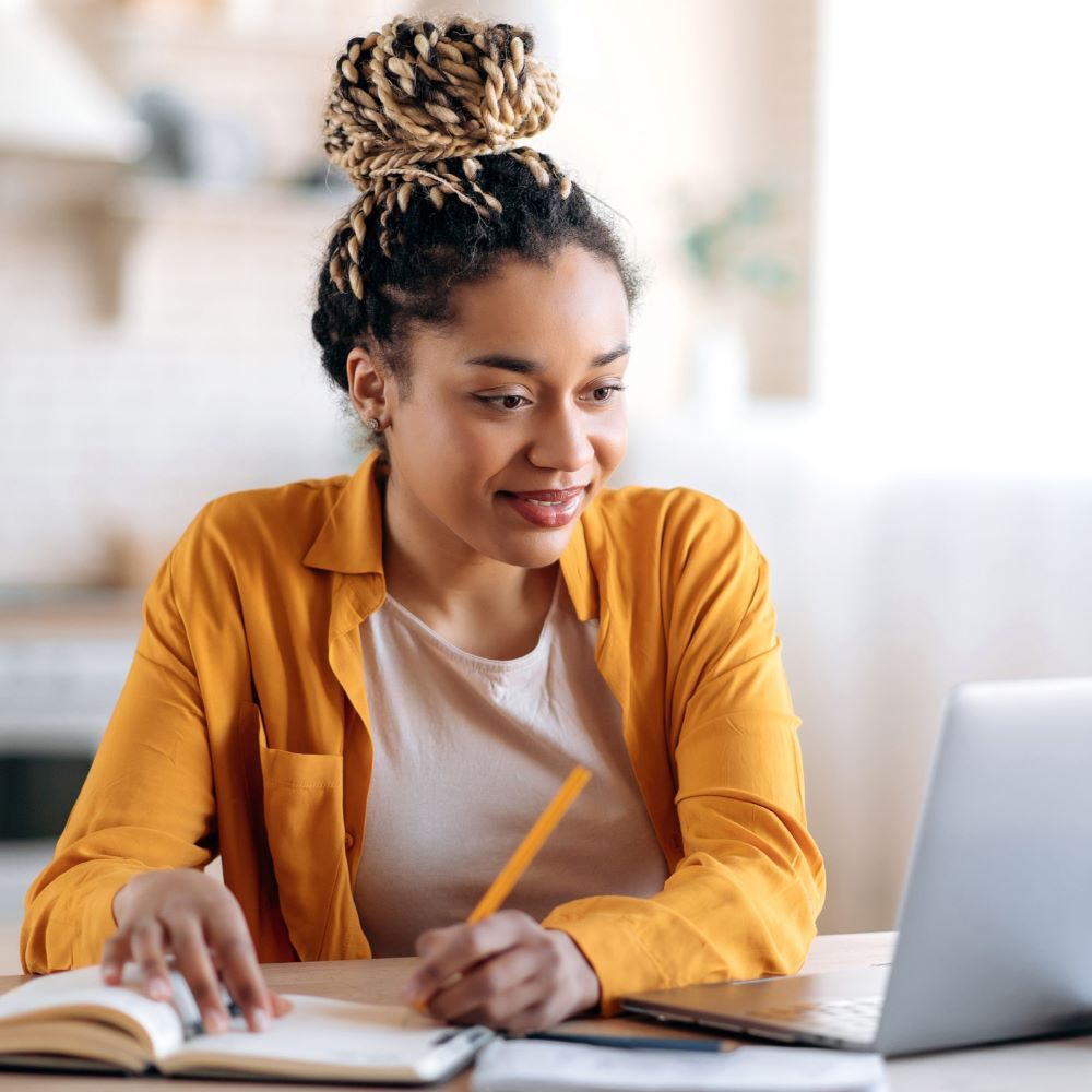 student applying for scholarships